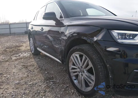 2018 Audi Q5 2.0T Premium/2.0T Tech Premium z USA, uszkodzony, nr VIN WA1BNAFY7J2096898